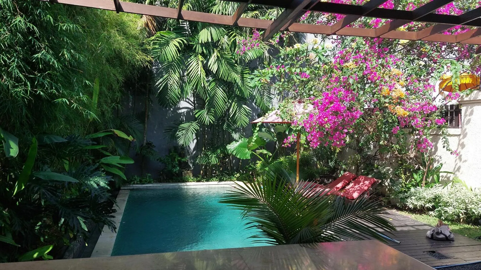 Contacts de Seminyak Beach Villa Ashira Superb Location